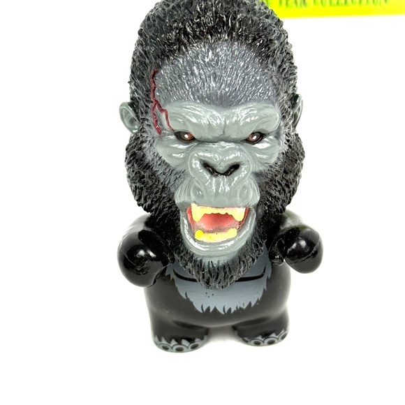 Universal Studios King Kong Mini Figure | Collectible Vinyl Toy | Rare - Picture 2 of 8